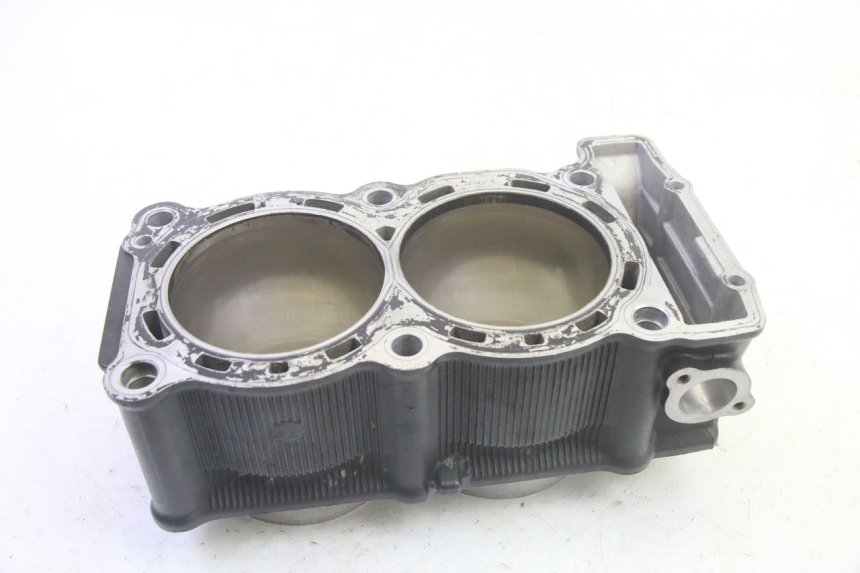 photo de CYLINDER YAMAHA TDM ABS 900 (2002 - 2014) - Widok główny