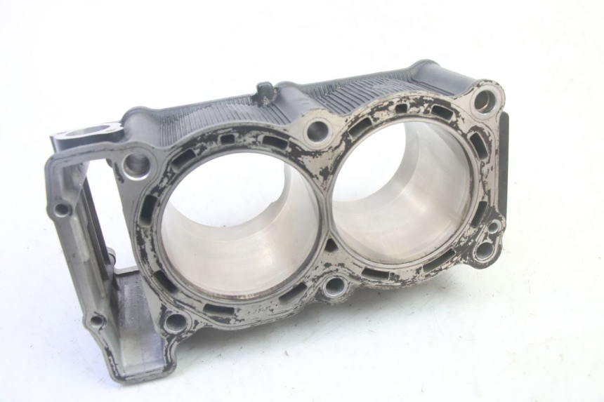 photo de CYLINDER YAMAHA TDM ABS 900 (2002 - 2014) - Zbliżenie techniczne
