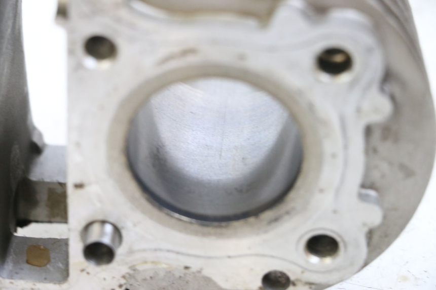 photo de CYLINDER PEUGEOT V-CLIC VCLIC 50 (2007 - 2013) - Zoom stanu zużycia