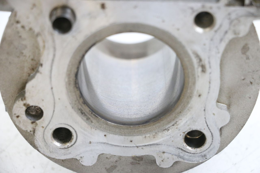 photo de CYLINDER PEUGEOT V-CLIC VCLIC 50 (2007 - 2013) - Inny kąt widzenia