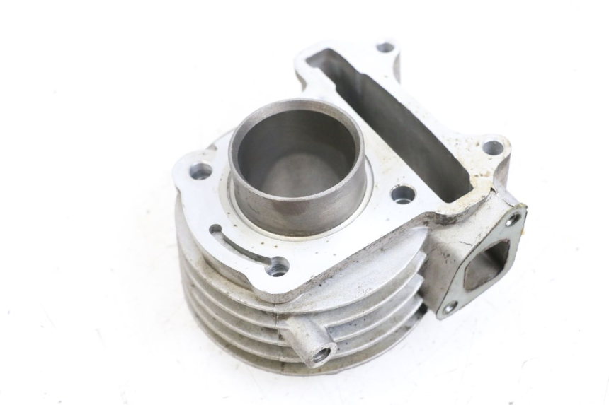 photo de CYLINDER PEUGEOT V-CLIC VCLIC 50 (2007 - 2013) - Widok ogólny