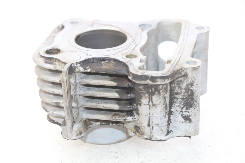 photo de CYLINDER PEUGEOT VIVACITY NEW 4T 50 (2008 - 2017) - Szczegół części