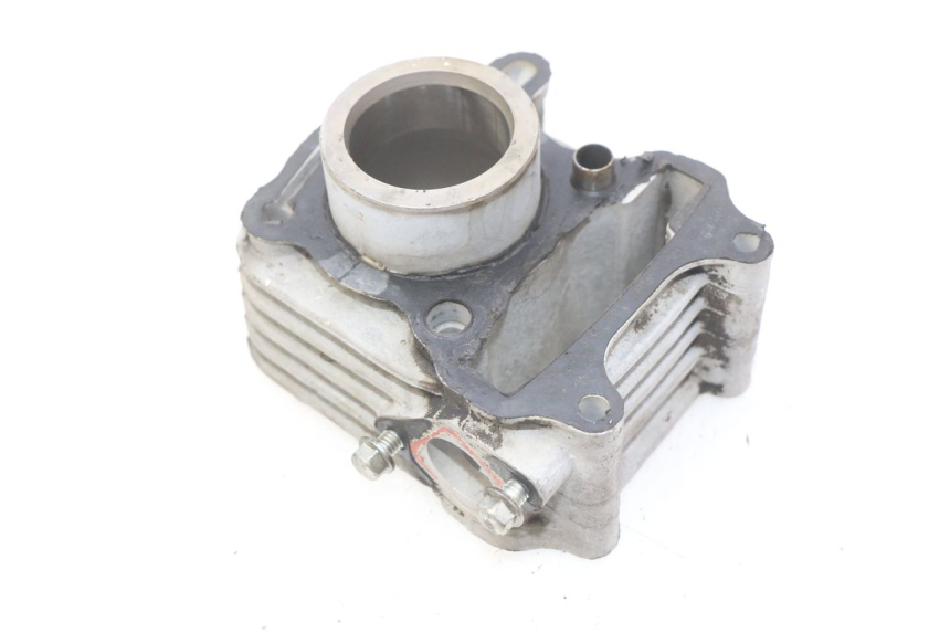 photo de CYLINDER PEUGEOT VIVACITY NEW 4T 50 (2008 - 2017) - Stan powierzchni