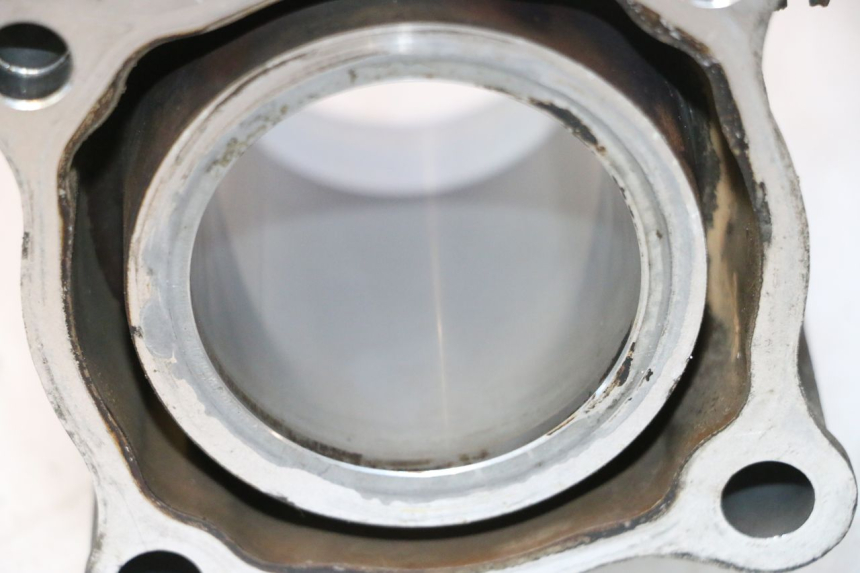 photo de CYLINDER YAMAHA XMAX X-MAX 125 (2006 - 2009) - Zoom stanu zużycia