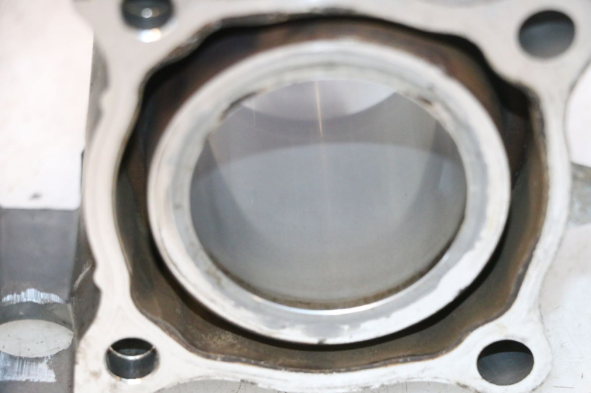 photo de CYLINDER YAMAHA XMAX X-MAX 125 (2006 - 2009) - Widok ogólny