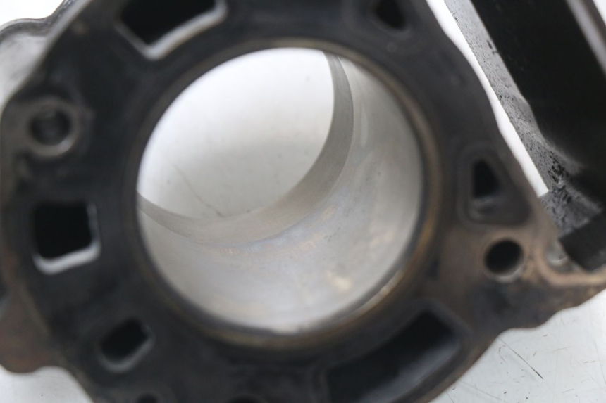 photo de CYLINDER PIAGGIO X8 125 (2004 - 2007) - Punkty mocowania