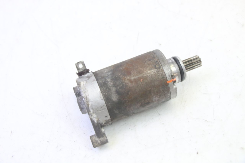 photo de ROZRUSZNIK HYOSUNG GV AQUILA 125 (2000 - 2009) - Zbliżenie techniczne