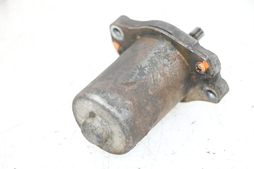 photo de ROZRUSZNIK MBK BOOSTER SPIRIT NAKED 50 (2004 - 2017) - Zbliżenie techniczne