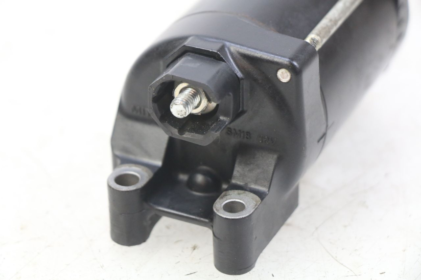 photo de ROZRUSZNIK HONDA CB R 1000 (2018 - 2023) - Inny kąt widzenia