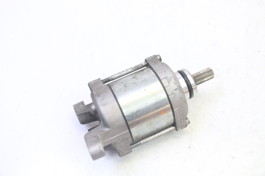 photo de ROZRUSZNIK HONDA FES S-WING SWING ABS 125 (2007 - 2015) - Zbliżenie techniczne