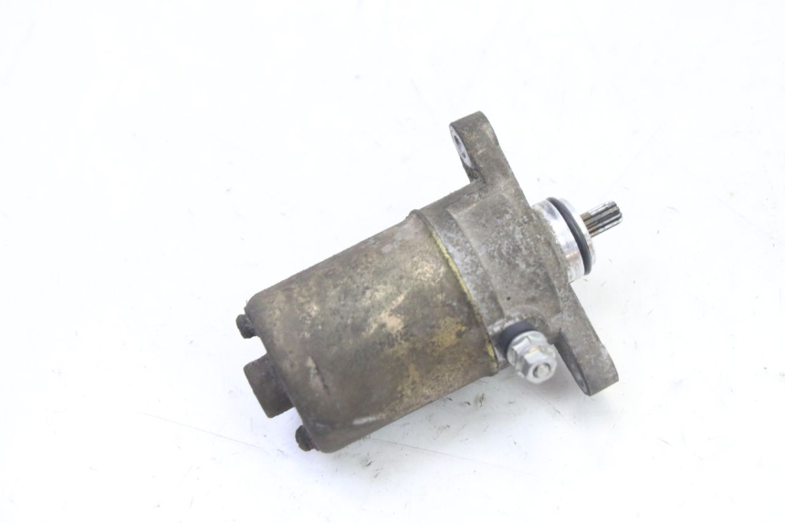 photo de ROZRUSZNIK VENESI FLY RETRO 4T 50 (2020 - 2025) - Inny kąt widzenia