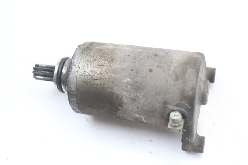 photo de ROZRUSZNIK SUZUKI GZ MARAUDER 125 (1998 - 2004) - Zbliżenie techniczne