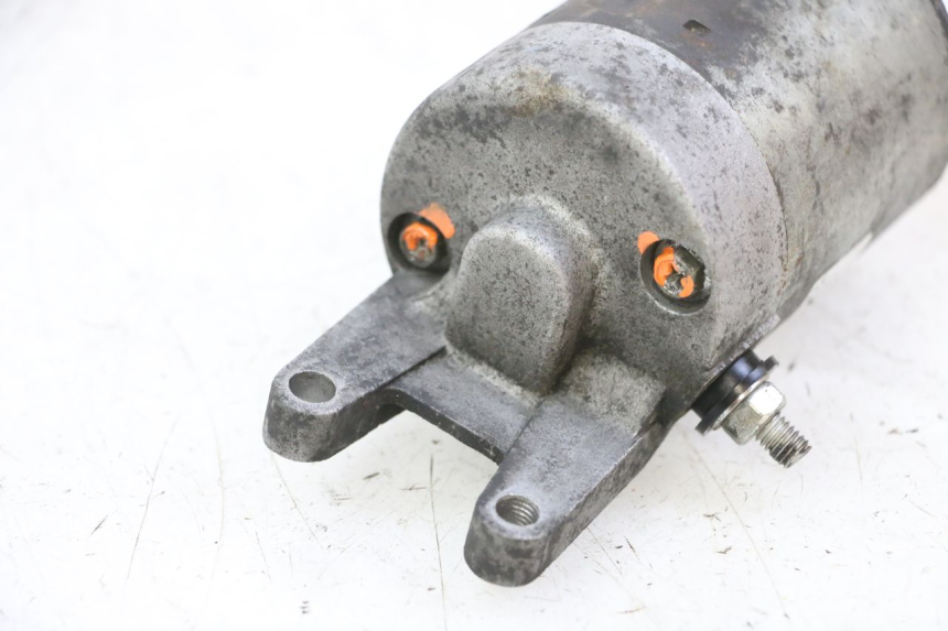 photo de ROZRUSZNIK PIAGGIO MP3 RL 250 (2006 - 2010) - Zbliżenie techniczne