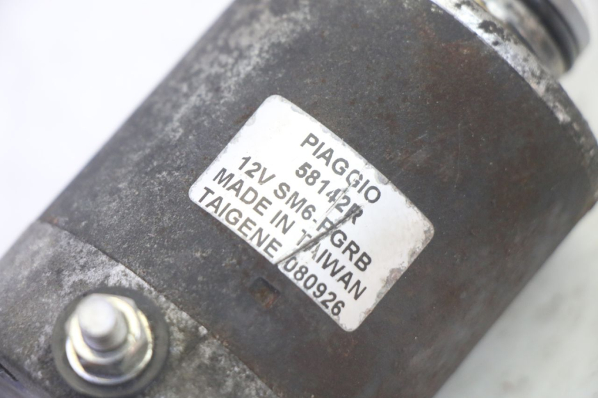 photo de ROZRUSZNIK PIAGGIO MP3 RL 250 (2006 - 2010) - Inny kąt widzenia