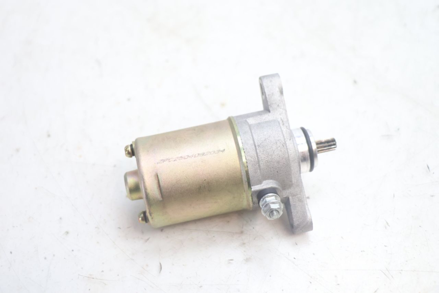 photo de ROZRUSZNIK JM MOTORS R-MAX TECH 50 (2024 - 2026) - Inny kąt widzenia