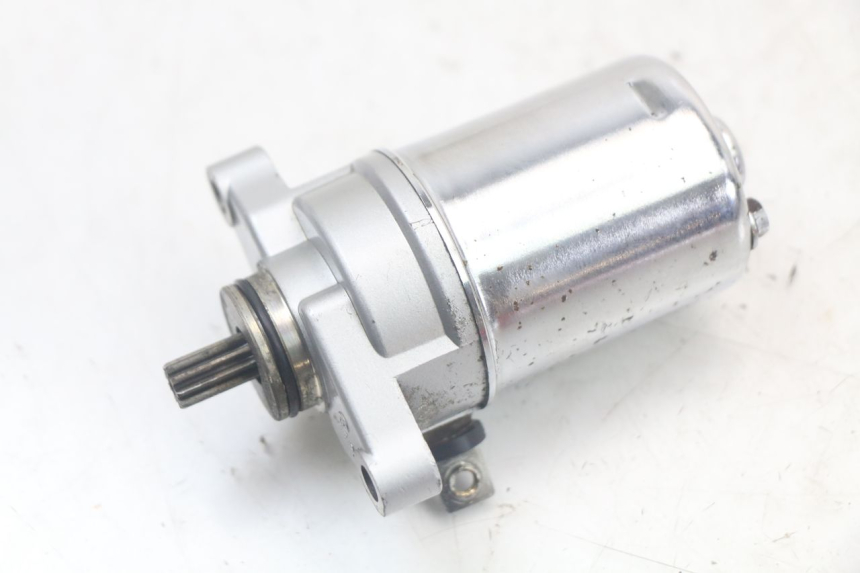 photo de ROZRUSZNIK KEEWAY RY6 2T 50 (2011 - 2019) - Inny kąt widzenia