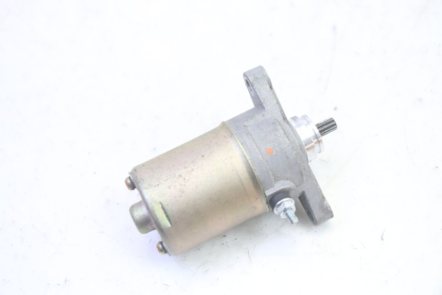 photo de ROZRUSZNIK JM MOTORS SANTANA EVO 50 (2024 - 2026) - Zbliżenie techniczne