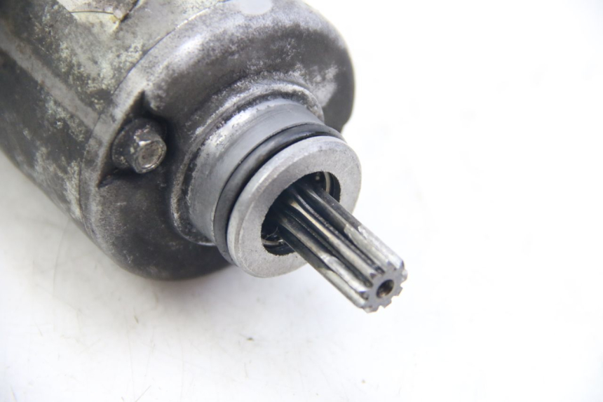 photo de ROZRUSZNIK SUZUKI SIXTEEN 125 (2008 - 2010) - Zbliżenie techniczne