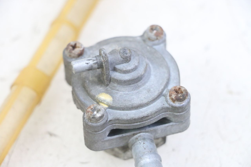 photo de ODMA ZBIORNIKA PALIWA HONDA CBF 500 (2004 - 2007) - Inny kąt widzenia