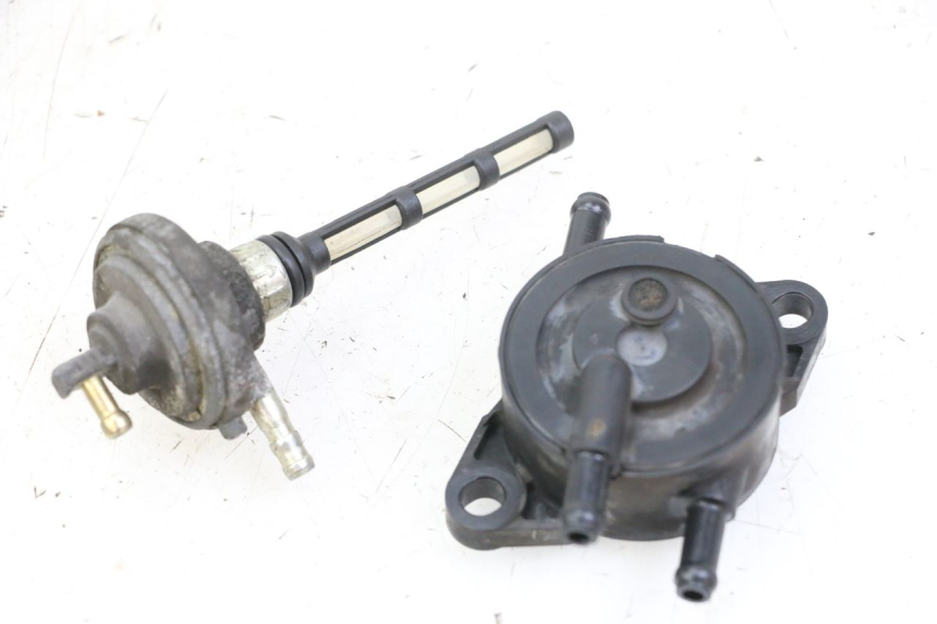 photo de ODMA ZBIORNIKA PALIWA PIAGGIO VESPA GRANTURISMO 200 (2004 - 2005) - Widok główny