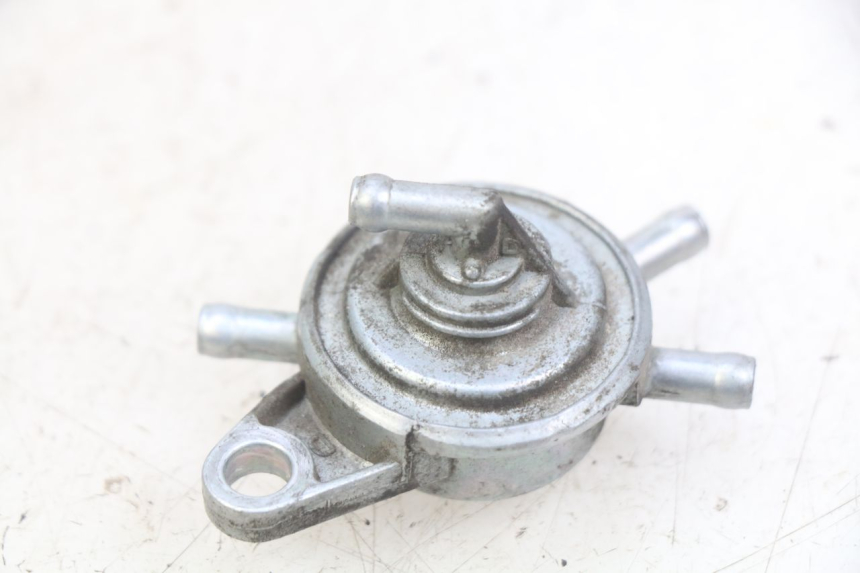 photo de ODMA ZBIORNIKA PALIWA PEUGEOT V-CLIC VCLIC 50 (2007 - 2013) - Zoom stanu zużycia