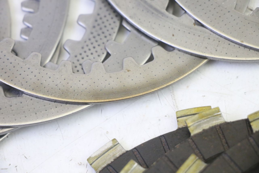 photo de TARCZA SPRZĘGŁA YAMAHA FZ6 N FAZER 600 (2004 - 2006) - Zoom stanu zużycia