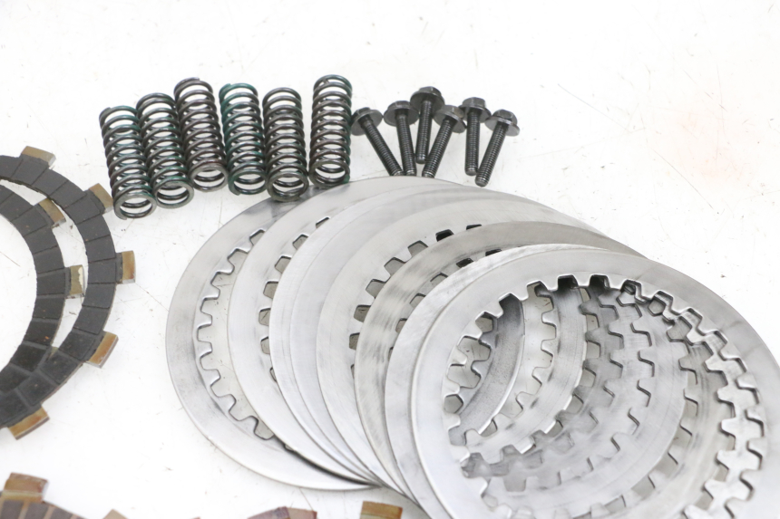 photo de TARCZA SPRZĘGŁA YAMAHA TDM ABS 900 (2002 - 2014) - Inny kąt widzenia