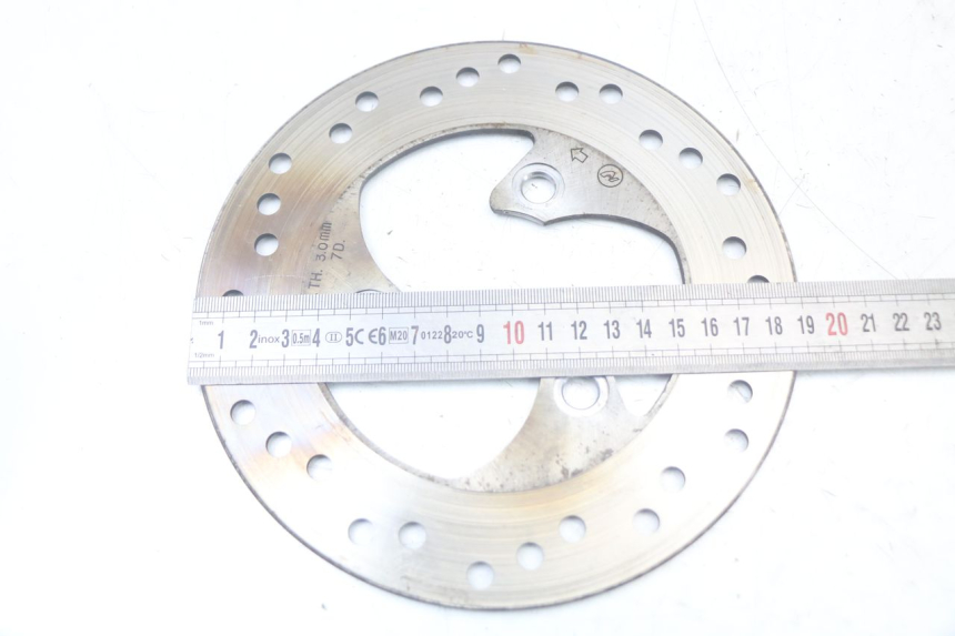 photo de TARCZA HAMULCOWA TYLNA YAMAHA AEROX 2T 50 (2013 - 2017) - Zoom stanu zużycia