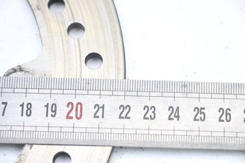 photo de TARCZA HAMULCOWA TYLNA BMW S RR ABS S1000RR 1000 (2015 - 2018) - Zbliżenie techniczne