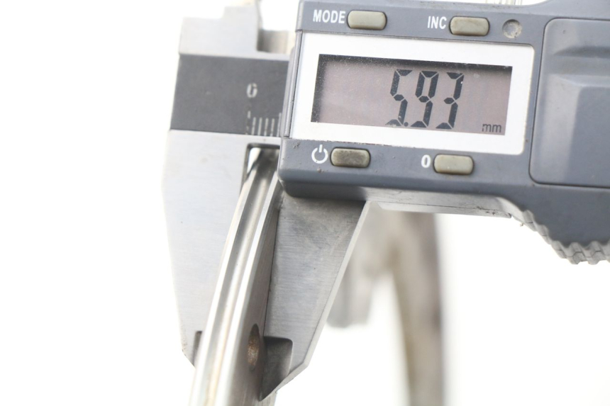 photo de TARCZA HAMULCOWA TYLNA MV AGUSTA BRUTALE R WALLY 910 (2008 - 2008) - Inny kąt widzenia