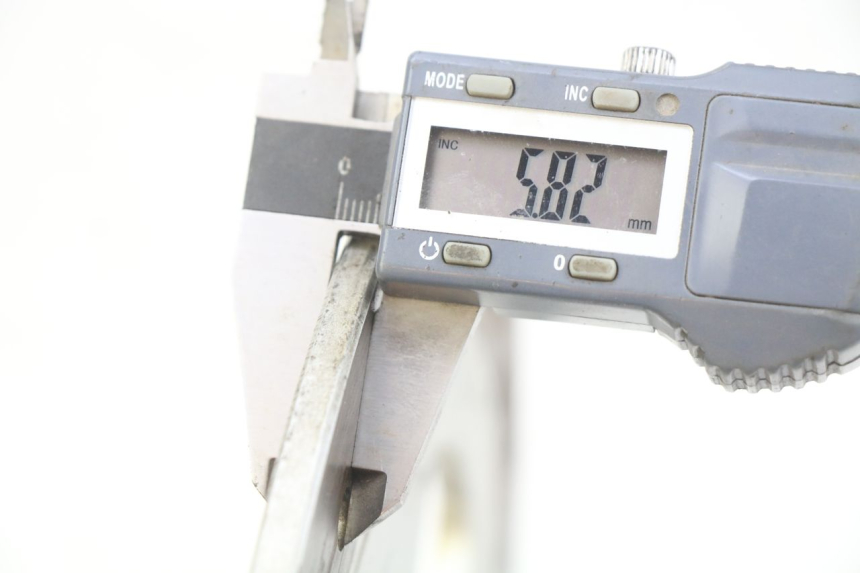 photo de TARCZA HAMULCOWA TYLNA HONDA CB R 1000 (2018 - 2023) - Szczegół części