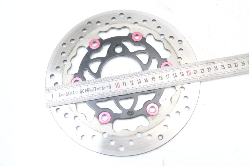 photo de TARCZA HAMULCOWA TYLNA EBROH BRAVO GLE 1 (2020 - 2024) - Zoom stanu zużycia