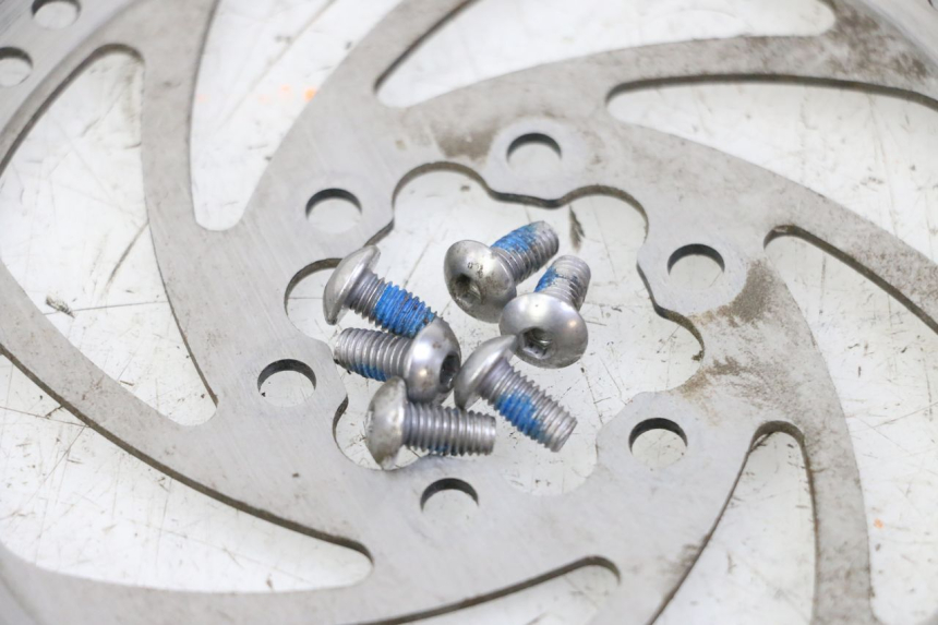 photo de TARCZA HAMULCOWA TYLNA SEGWAY NINEBOT F40E 1 - Inny kąt widzenia