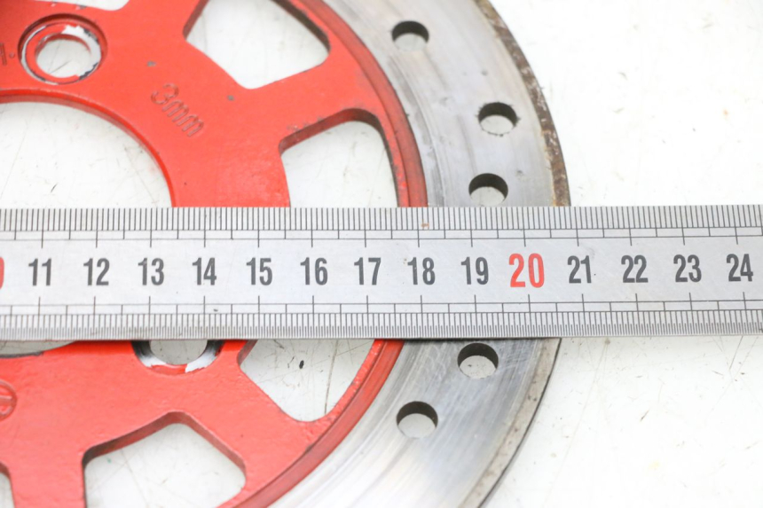 photo de TARCZA HAMULCOWA TYLNA JM MOTORS GTS 125 (2015 - 2019) - Zoom stanu zużycia