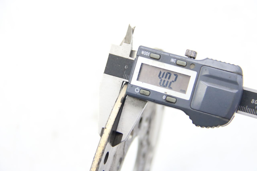 photo de TARCZA HAMULCOWA TYLNA REVATTO IMPERATOR 125 (2007 - 2015) - Zoom stanu zużycia