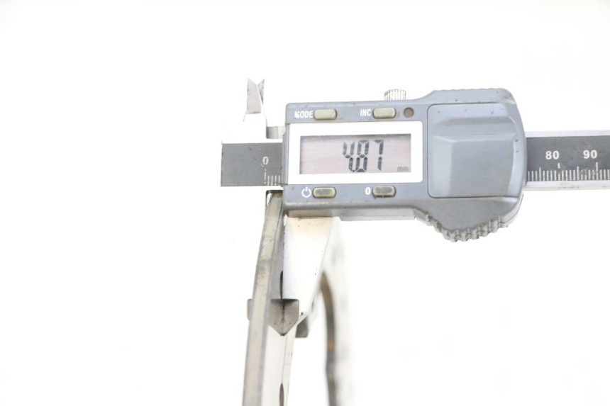 photo de TARCZA HAMULCOWA TYLNA PIAGGIO MP3 500 (2016 - 2018) - Szczegół części