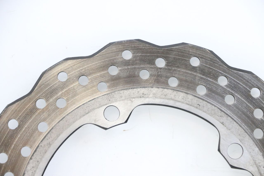 photo de TARCZA HAMULCOWA TYLNA YAMAHA MT-07 MT07 ABS 700 (2018 - 2020) - Stan powierzchni