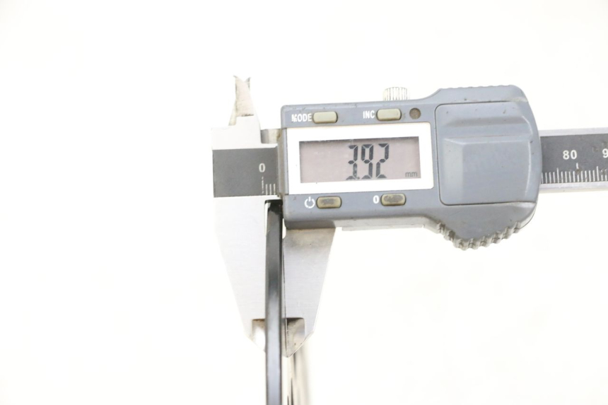 photo de TARCZA HAMULCOWA TYLNA EFUN PUSA 1 - Inny kąt widzenia