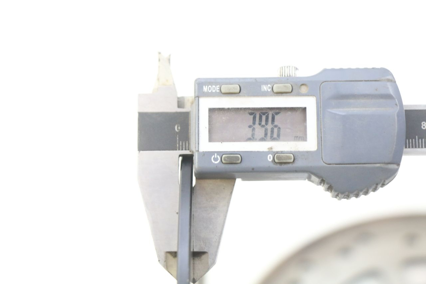 photo de TARCZA HAMULCOWA TYLNA SPY RACING F3 350 (2015 - 2022) - Inny kąt widzenia