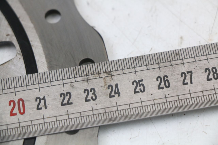 photo de TARCZA HAMULCOWA TYLNA REGAL RAPTOR SPYDER 125 (2010 - 2018) - Zbliżenie techniczne