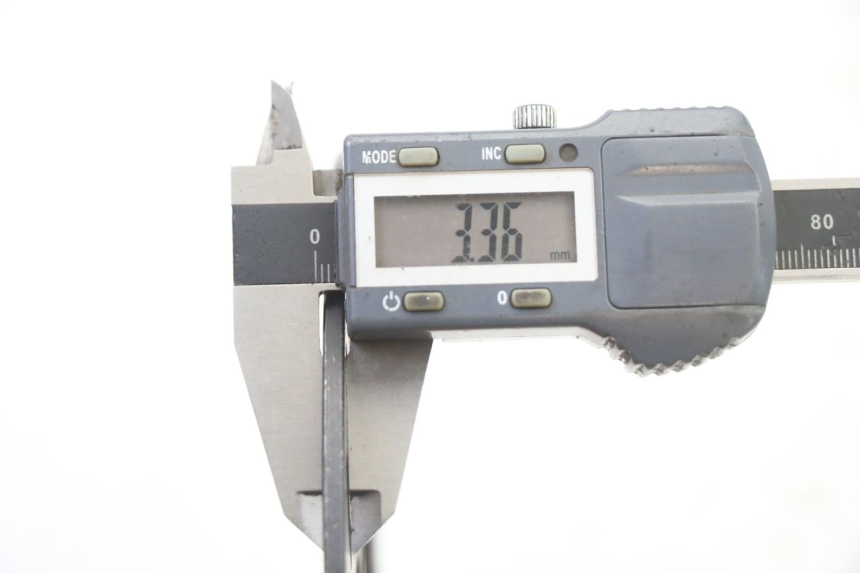 photo de TARCZA HAMULCOWA TYLNA APOLLO RXF 125 - Zbliżenie techniczne