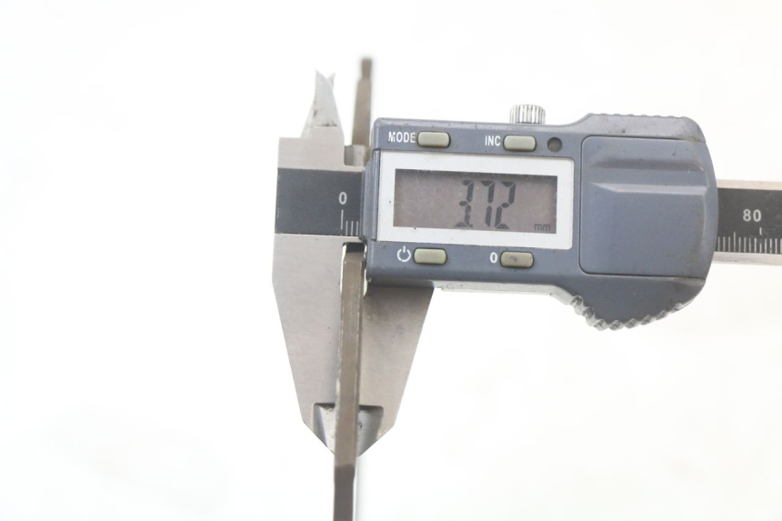 photo de TARCZA HAMULCOWA TYLNA KYMCO SUPER 8 125 (2008 - 2015) - Zbliżenie techniczne