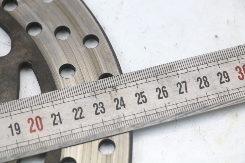 photo de TARCZA HAMULCOWA TYLNA YAMAHA XJ6 ABS 600 (2008 - 2016) - Zoom stanu zużycia