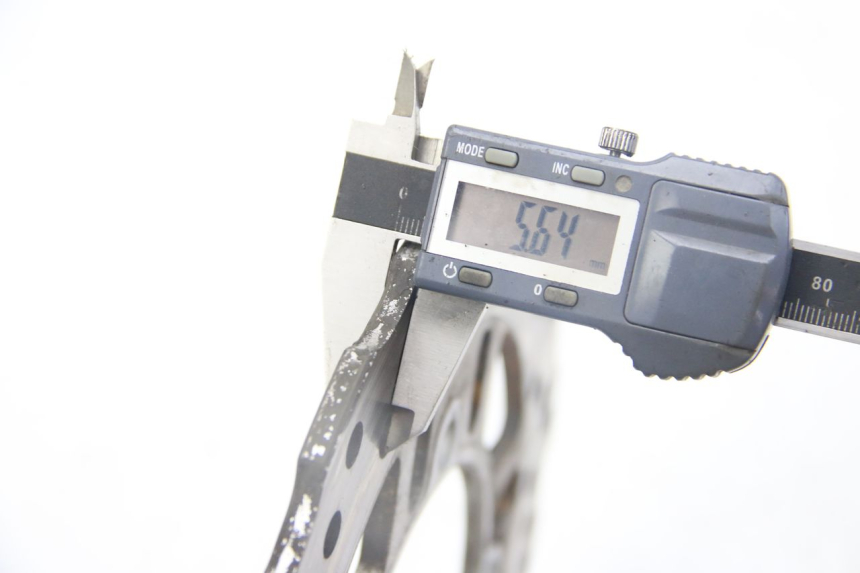 photo de TARCZA HAMULCOWA TYLNA KAWASAKI Z ABS 1000 (2014 - 2020) - Zoom stanu zużycia