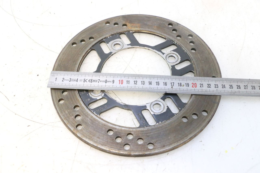 photo de TARCZA HAMULCOWA TYLNA KAWASAKI ZZR 600 (1995 - 2004) - Zoom stanu zużycia