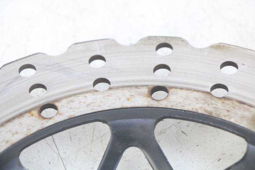 photo de TARCZA HAMULCOWA PRZEDNIA NECO ALEXONE 125 (2017 - 2024) - Punkty mocowania