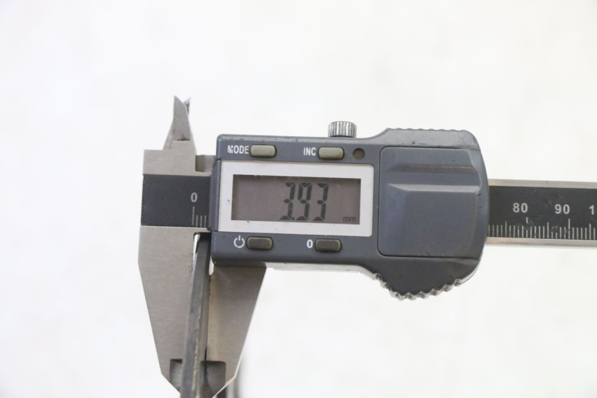 photo de TARCZA HAMULCOWA PRZEDNIA TNT MOTOR BOSTON 4T 50 (2018 - 2025) - Zbliżenie techniczne