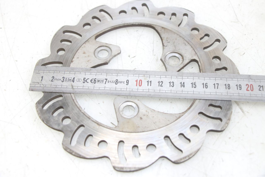 photo de PRZEDNI TARCZA HAMULCOWA TNT MOTOR FASTINO 4T 50 (2013 - 2019) - Zoom stanu zużycia