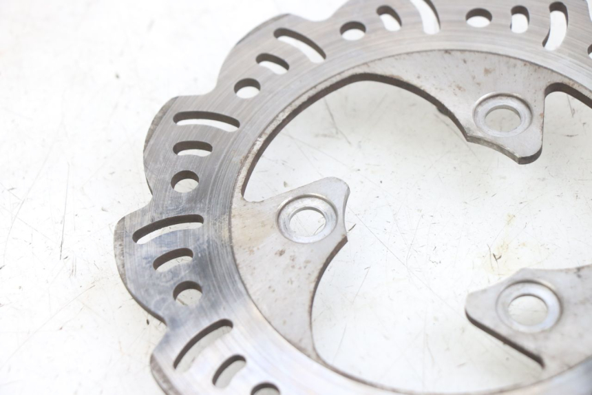 photo de PRZEDNI TARCZA HAMULCOWA TNT MOTOR FASTINO 4T 50 (2013 - 2019) - Zbliżenie techniczne