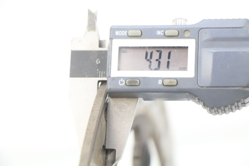 photo de PRZEDNI TARCZA HAMULCOWA YAMAHA FJR ABS 1300 (2016 - 2020) - Szczegóły charakterystyczne